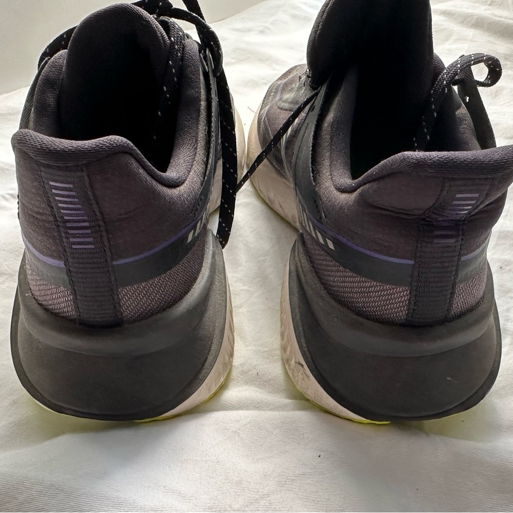 Original Nike Legend React Shoes size 7.5 - Picture 4 of 7